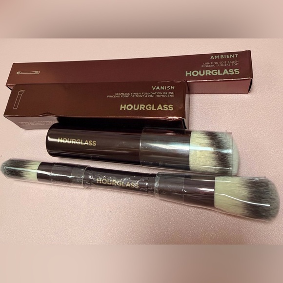 Hourglass Other - Hourglass Vanish & Ambient Makeup Brush Duo new set
